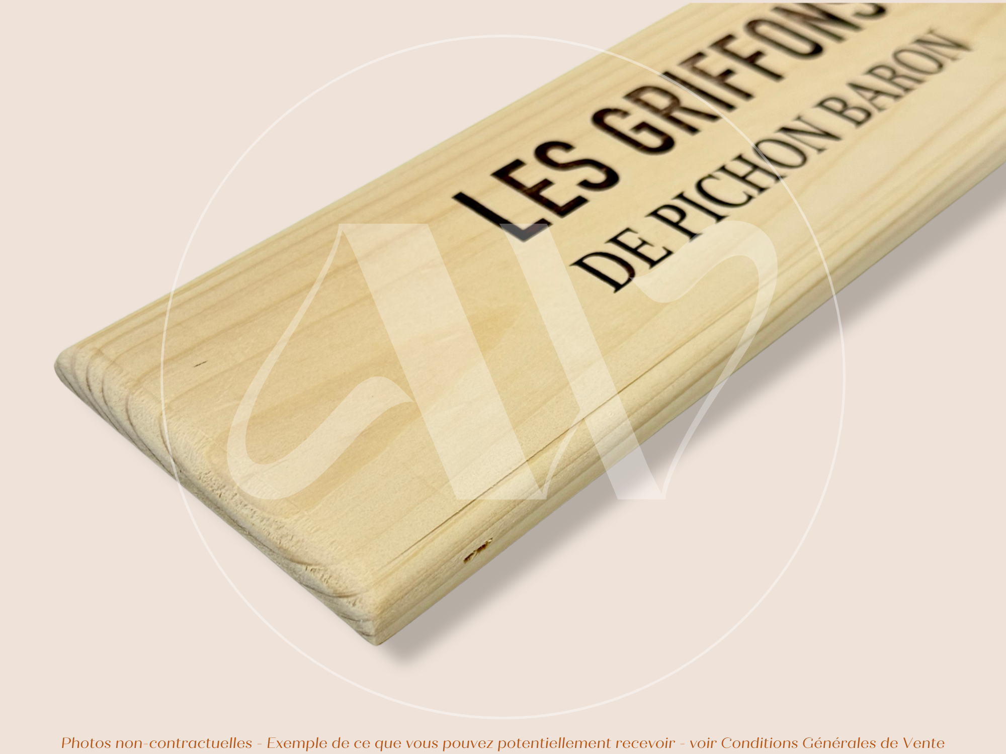 Estampe / Façade d'une caisse de vin en bois Les Griffons du Chateau Pichon Baron - 2020 - Bordeaux | Format 6 bouteilles = 30x9 cm