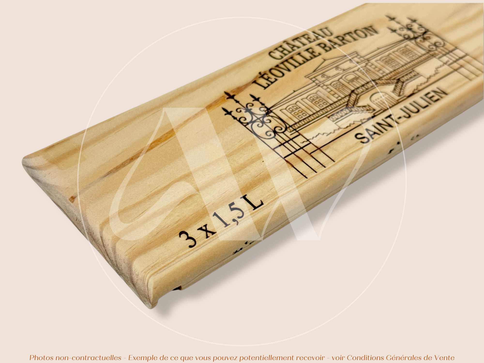 Estampe / Façade d'une caisse de vin en bois du Chateau Leoville Barton - 2020 - Bordeaux | Format : 30x9 cm