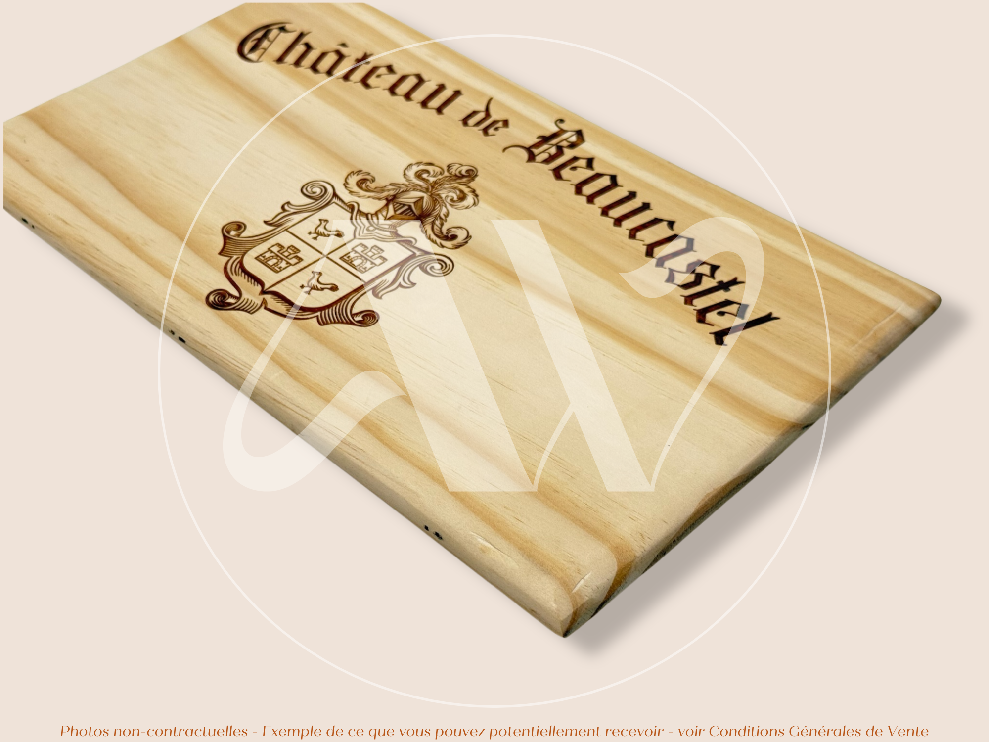 Estampe / Façade d'une caisse de vin en bois du Chateau de Beaucastel - Vallée du Rhone | Format 6 bouteilles = 30x17 cm