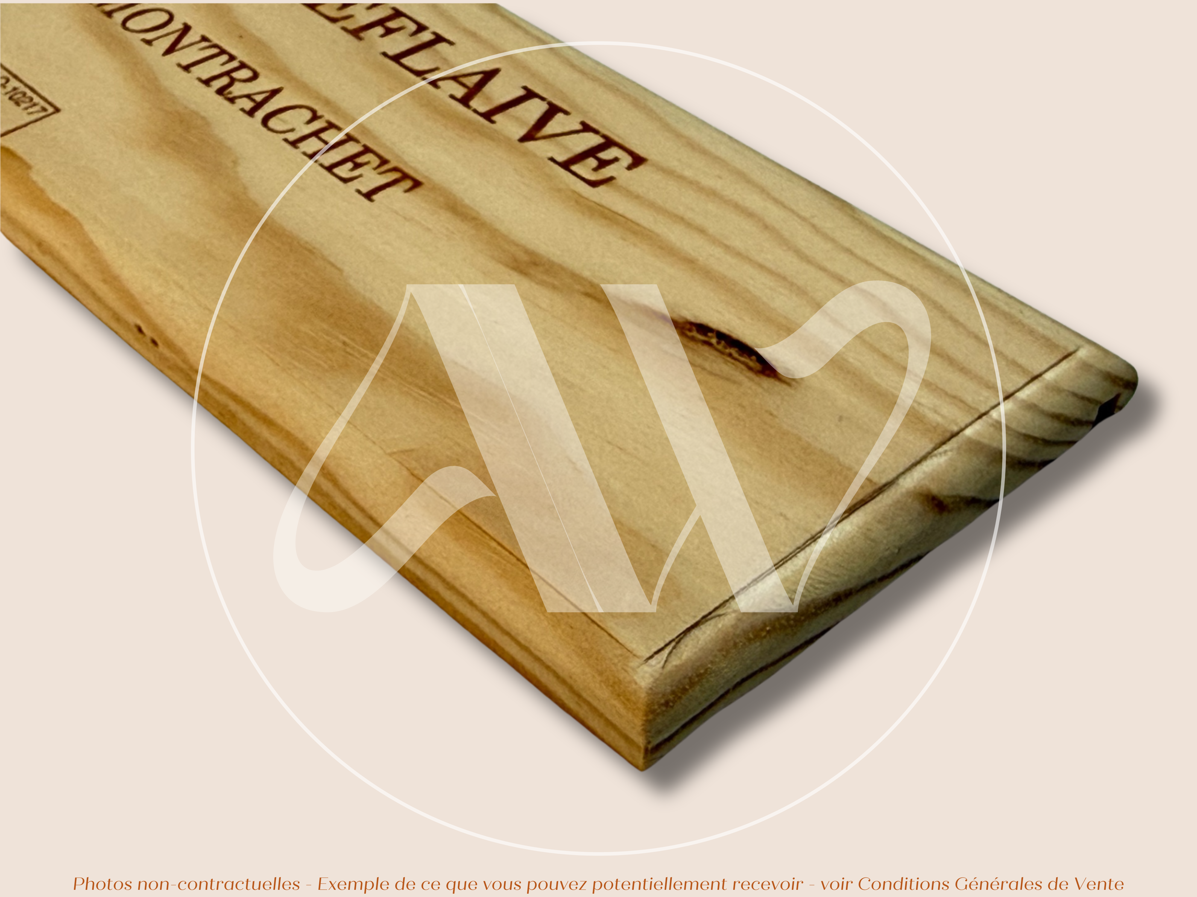 Domaine Leflaive — Bourgogne — France — Puligny-Montrachet — Sans millésime — 30 × 9 cm — Façade flamme caisse de vin en bois