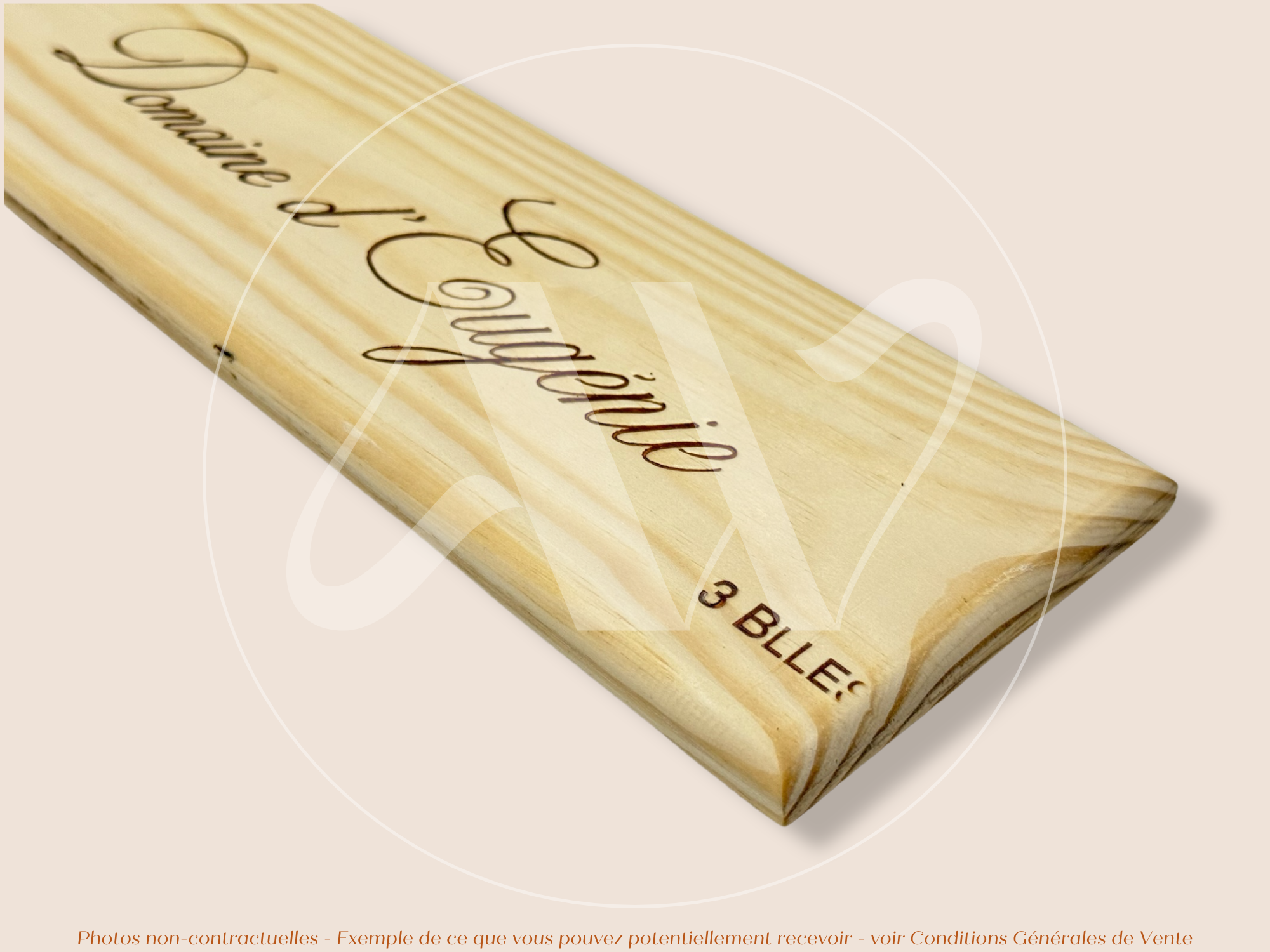 Estampe / Façade d'une caisse de vin en bois du Domaine d'Eugénie - Bourgogne | Format 3 bouteilles = 30x9 cm