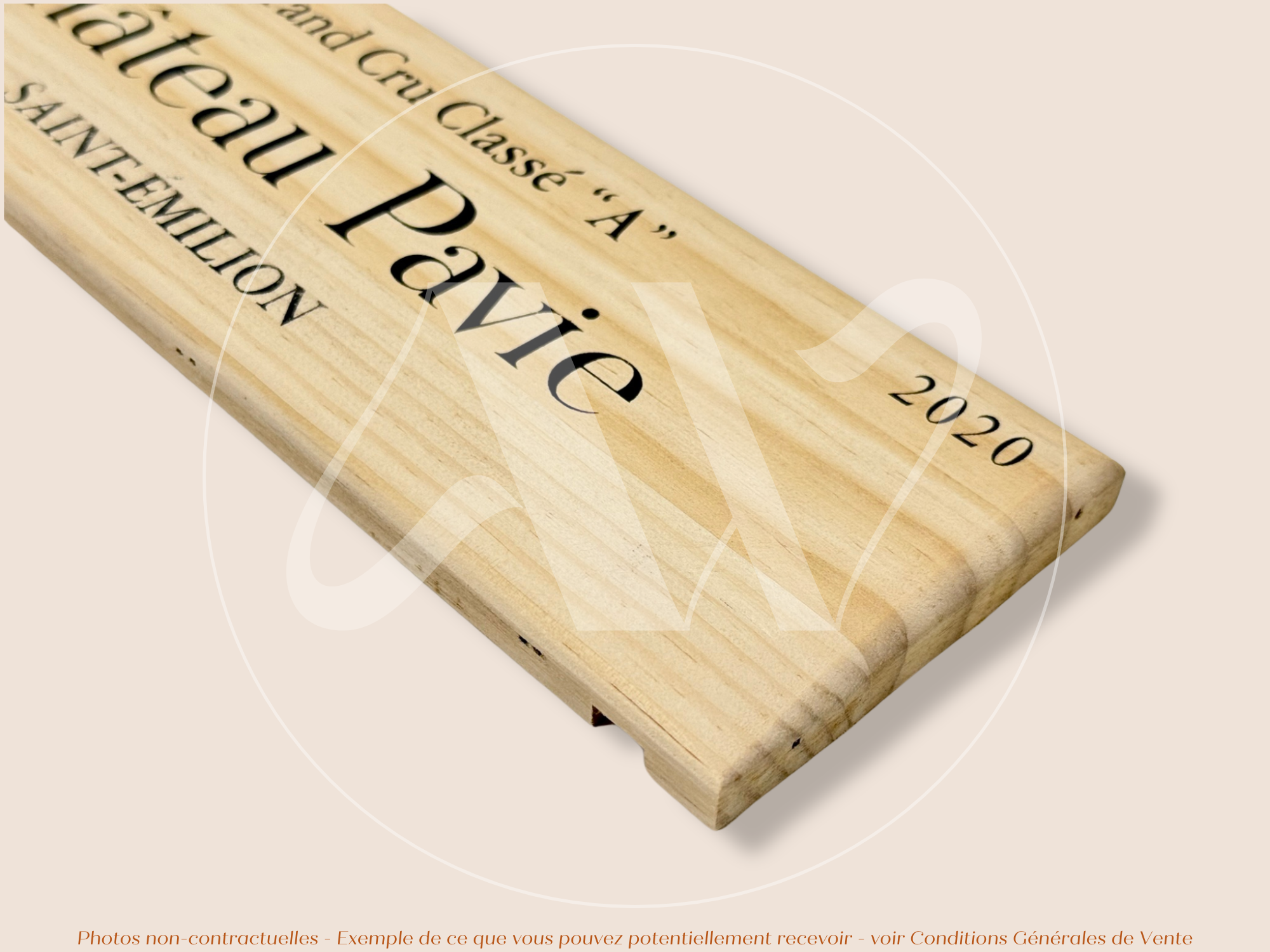 Estampe / Façade d'une caisse de vin en bois du Chateau Pavie - 2020 - Saint-Emilion - Bordeaux | Format 6 bouteilles = 30x9 cm