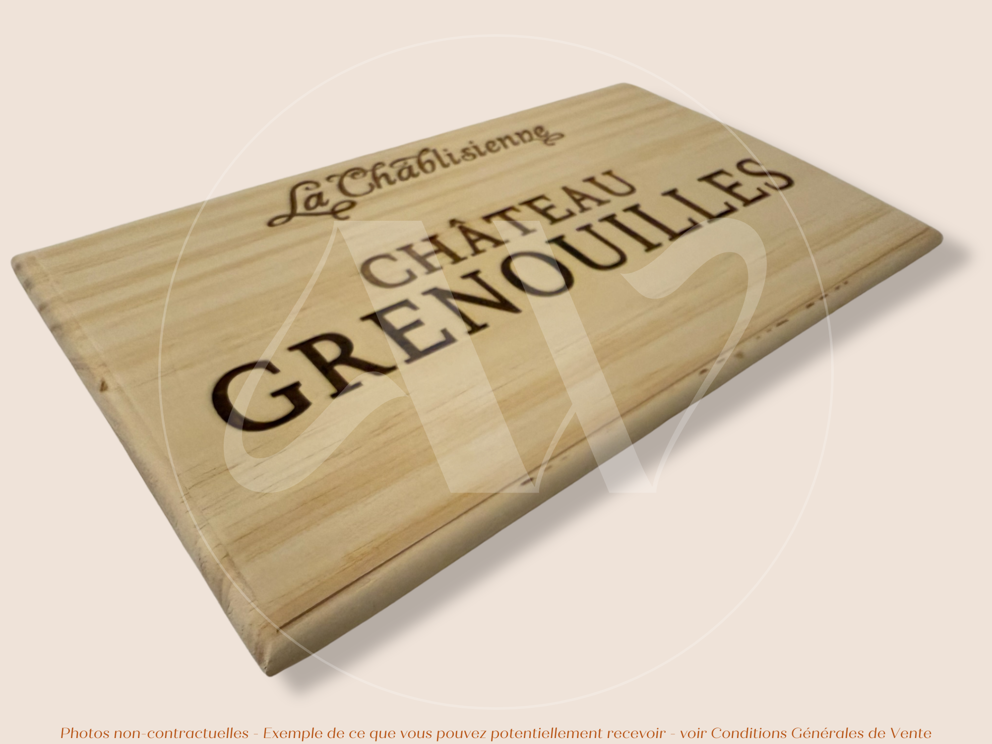 Estampe / Façade d'une caisse de vin en bois de La Chablisienne - Chateau Grenouilles - Bourgogne | Format 6 bouteilles = 30x17 cm