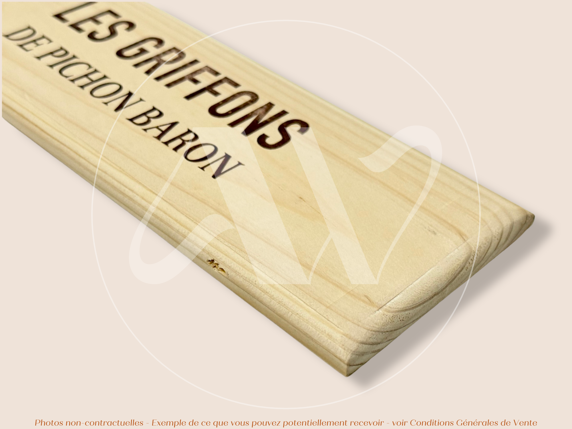 Estampe / Façade d'une caisse de vin en bois Les Griffons du Chateau Pichon Baron - 2020 - Bordeaux | Format 6 bouteilles = 30x9 cm