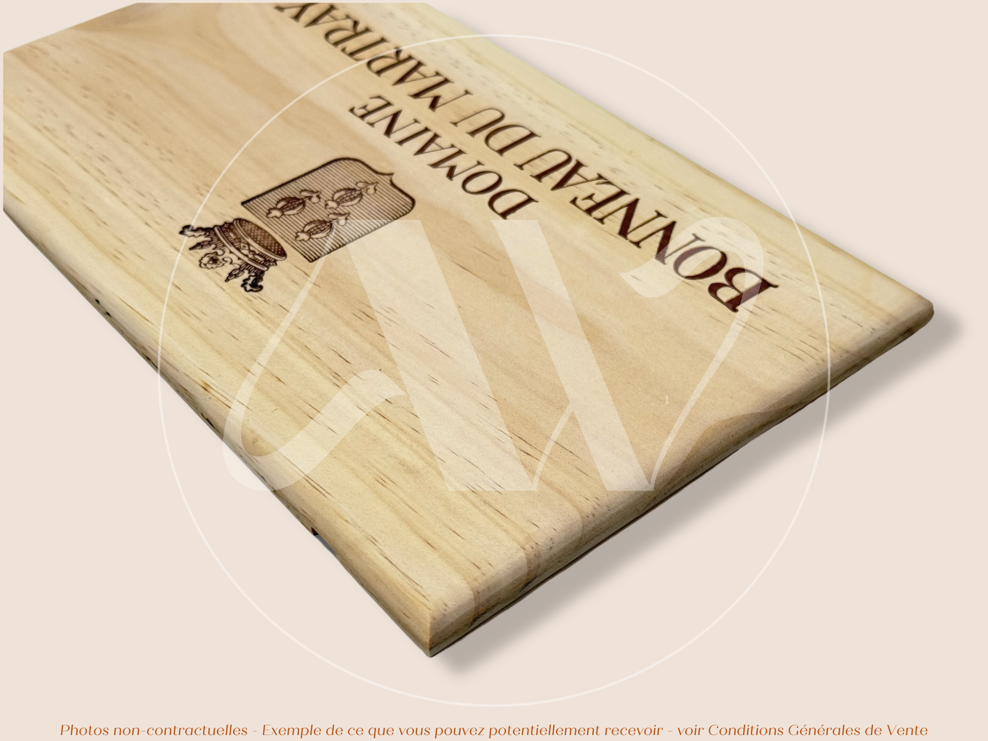 Estampe / Façade d'une caisse de vin en bois du Domaine Bonneau du Martray - Bourgogne | Format 6 bouteilles = 30x17 cm