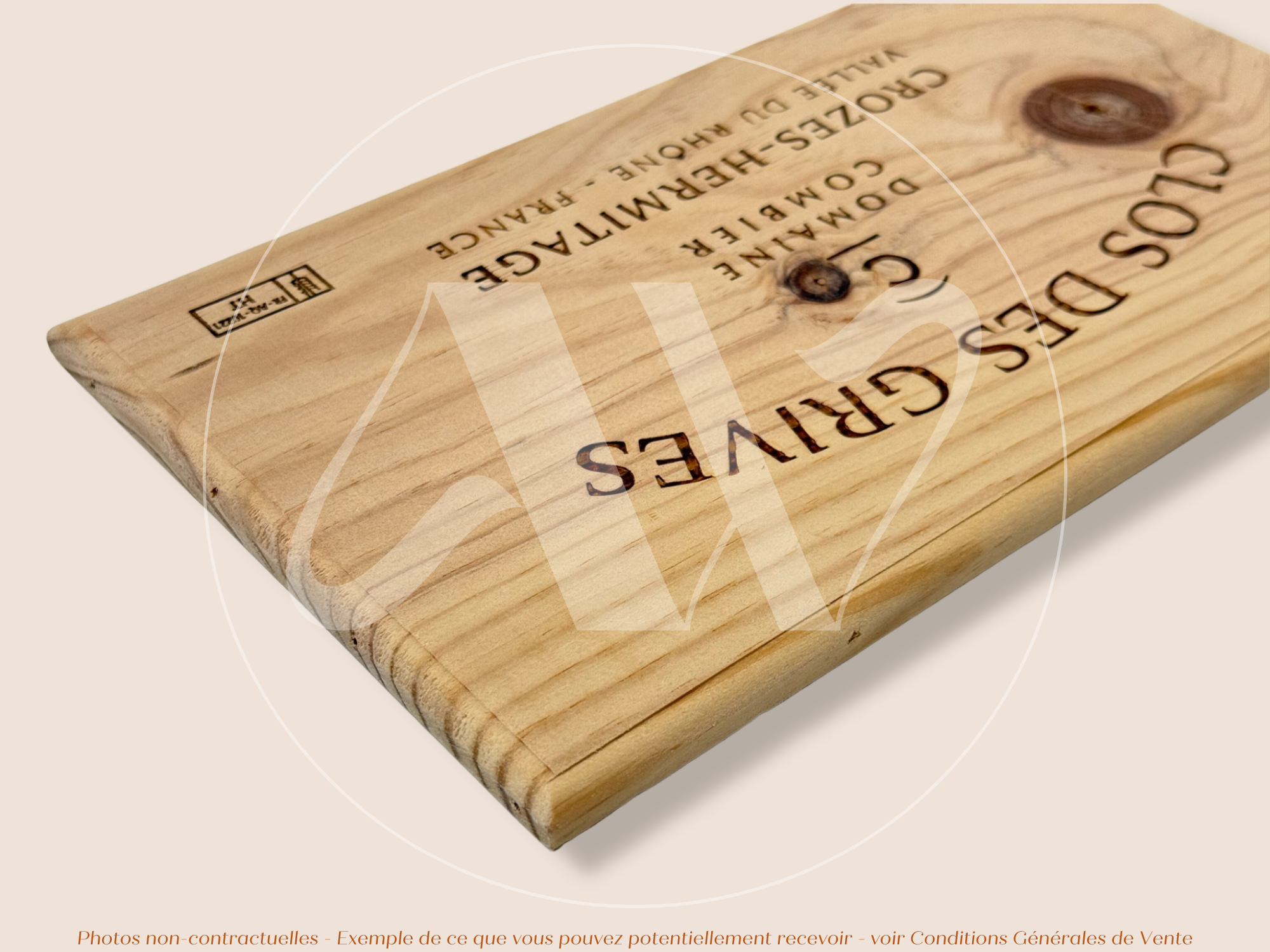 Estampe / Façade d'une caisse de vin en bois du Domaine Combier du Clos des Grives - Vallée du Rhône | Format 6 bouteilles = 30x17