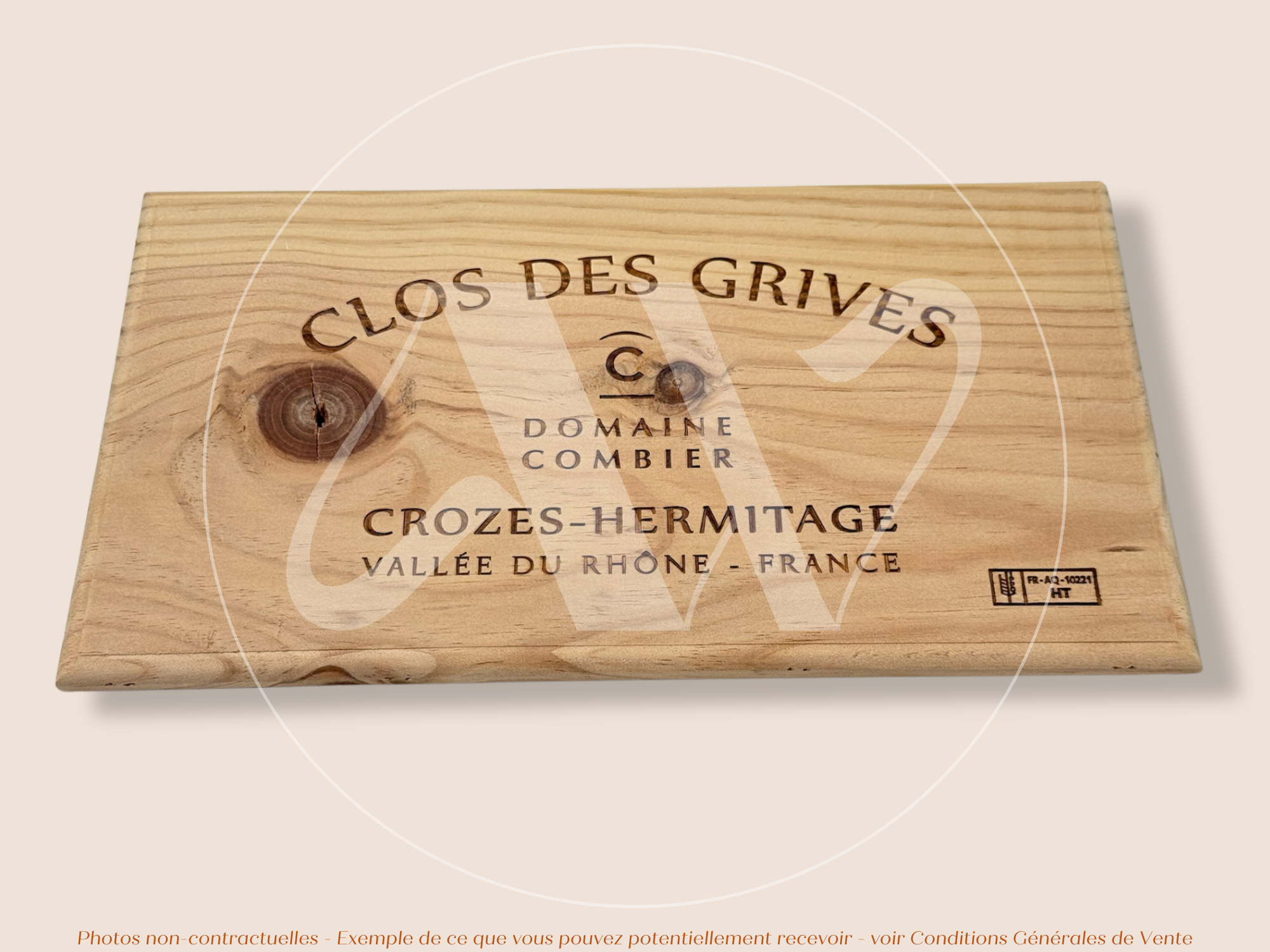 Estampe / Façade d'une caisse de vin en bois du Domaine Combier du Clos des Grives - Vallée du Rhône | Format 6 bouteilles = 30x17