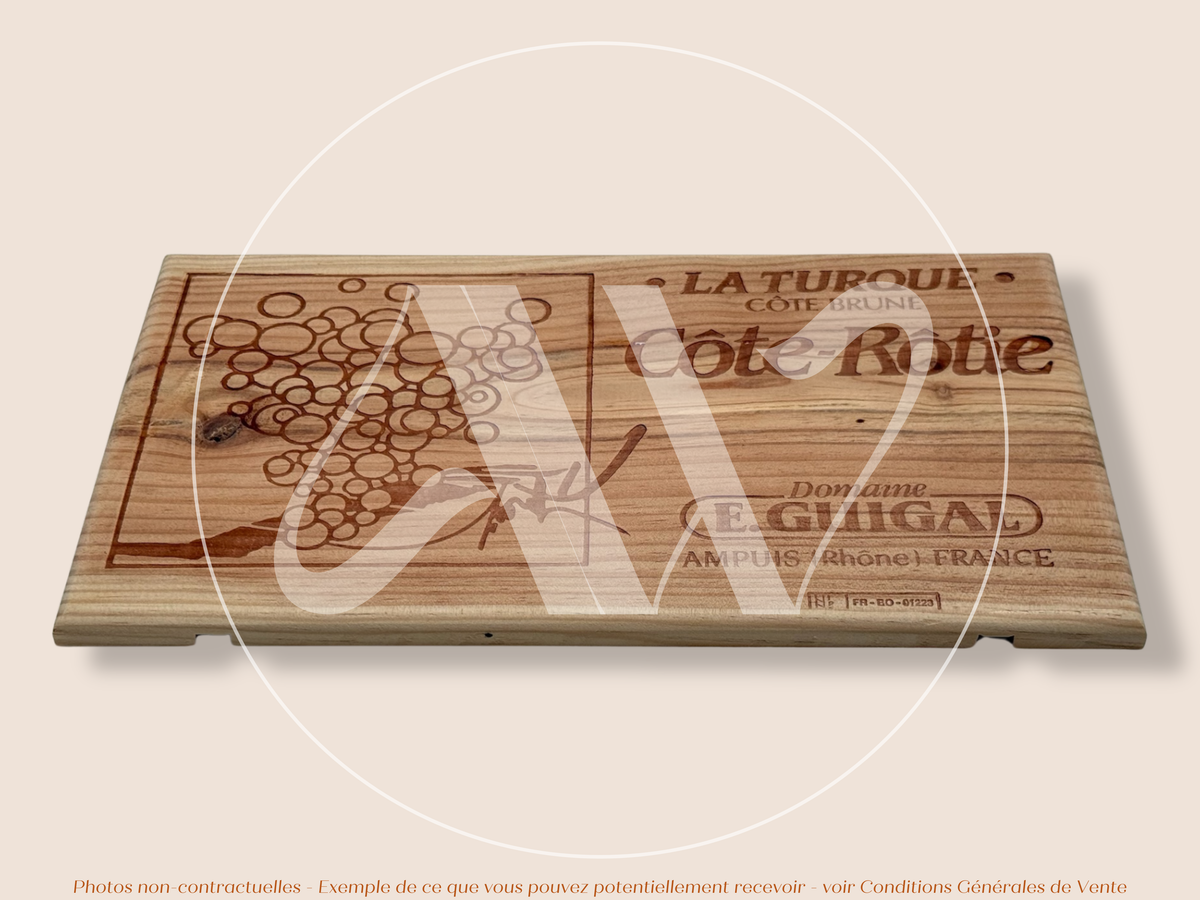 Estampe / Façade d'une caisse de vin en bois du Domaine Guigal - La Turque - Cote-Rotie | Format 6 bouteilles = 30x17 cm