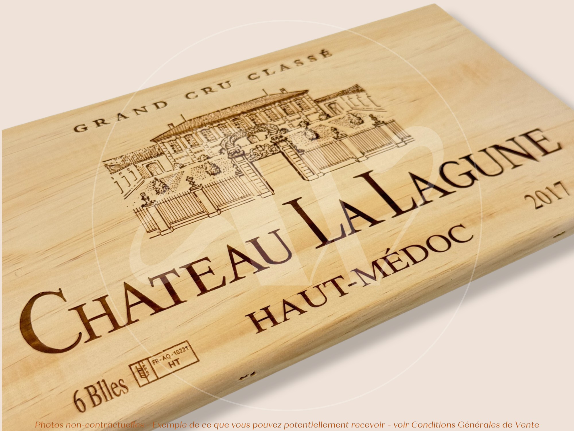 Estampe / Façade d'une caisse de vin en bois du Chateau La Lagune - Millésime 2017 - Haut Médoc - Bordeaux | Format 6 ou 12 bouteilles = 30x17