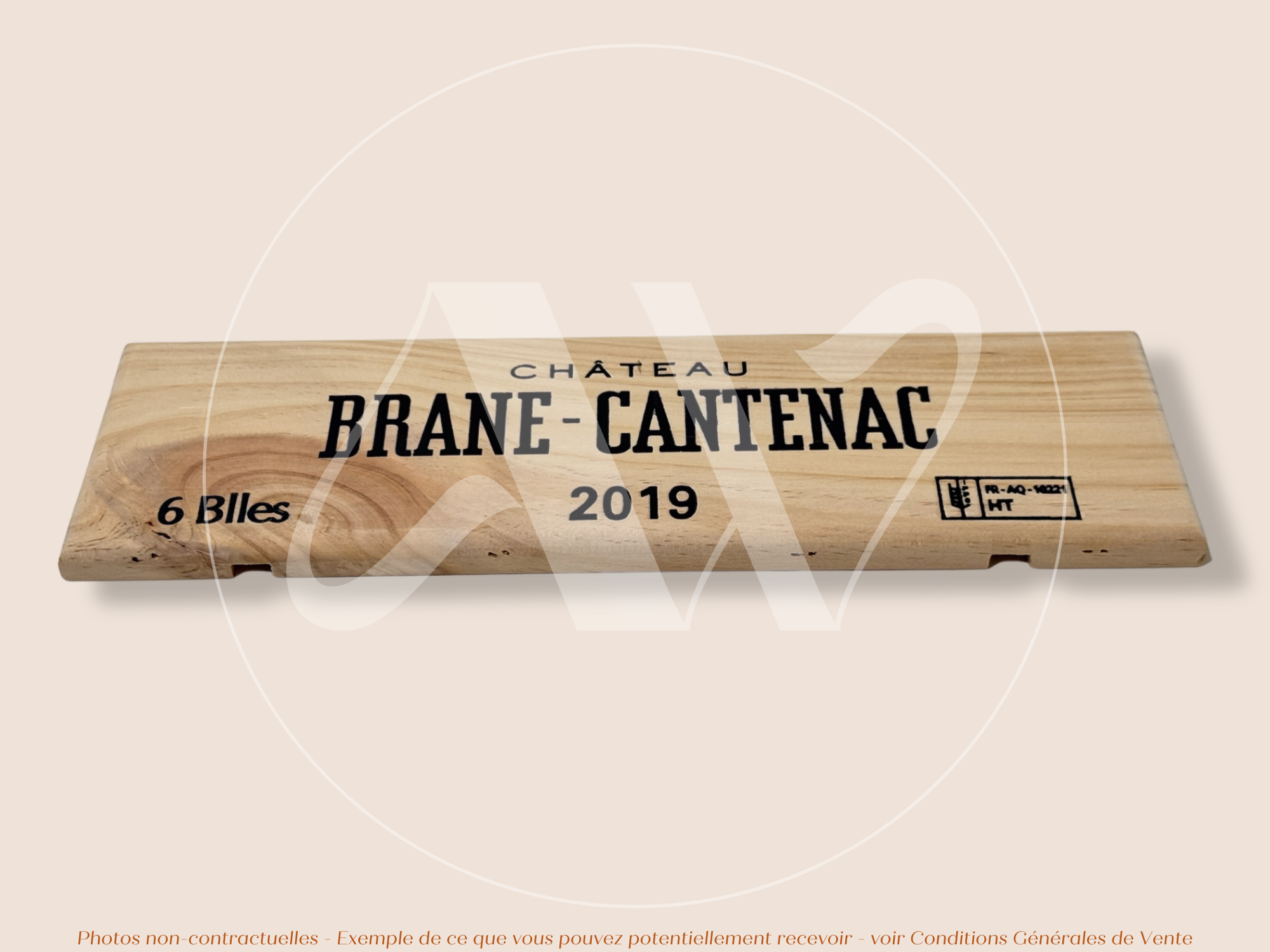 Estampe / Façade d'une caisse de vin en bois du Chateau Brane Cantenac - 2019 - Margaux - Bordeaux | Format = 30x9 cm