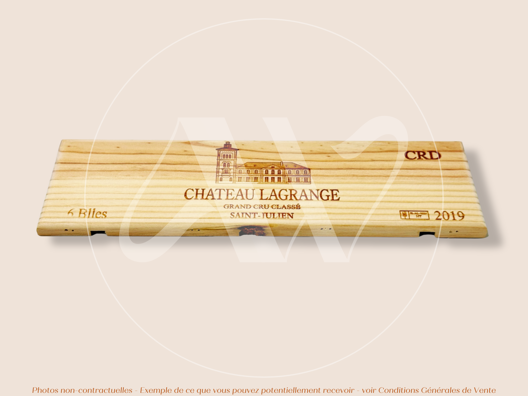 Estampe / Façade d'une caisse de vin en bois du Chateau Lagrange - 2019 - Bordeaux | Format 6 bouteilles = 30x9 cm