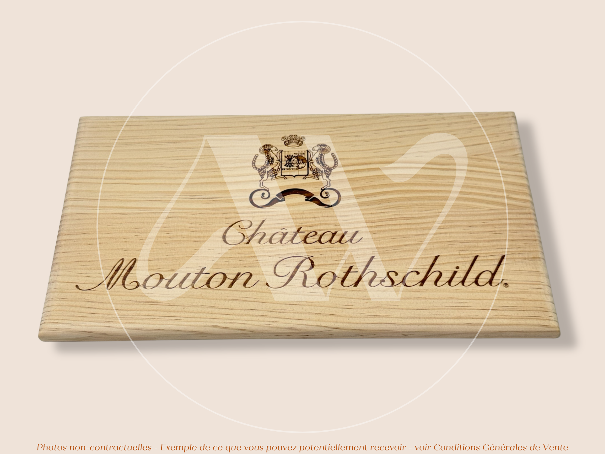 Estampe / Façade d'une caisse de vin en bois du Chateau Mouton Rothschild - Bordeaux | Format 12 bouteilles = 30x17 cm