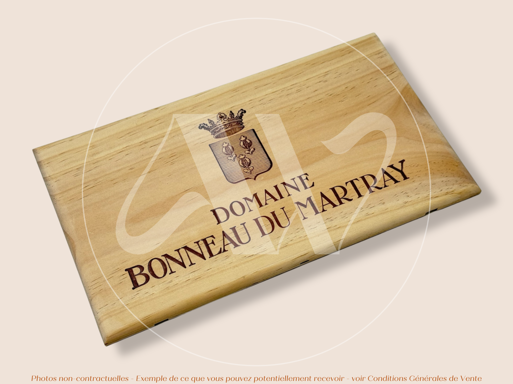 Estampe / Façade d'une caisse de vin en bois du Domaine Bonneau du Martray - Bourgogne | Format 6 bouteilles = 30x17 cm