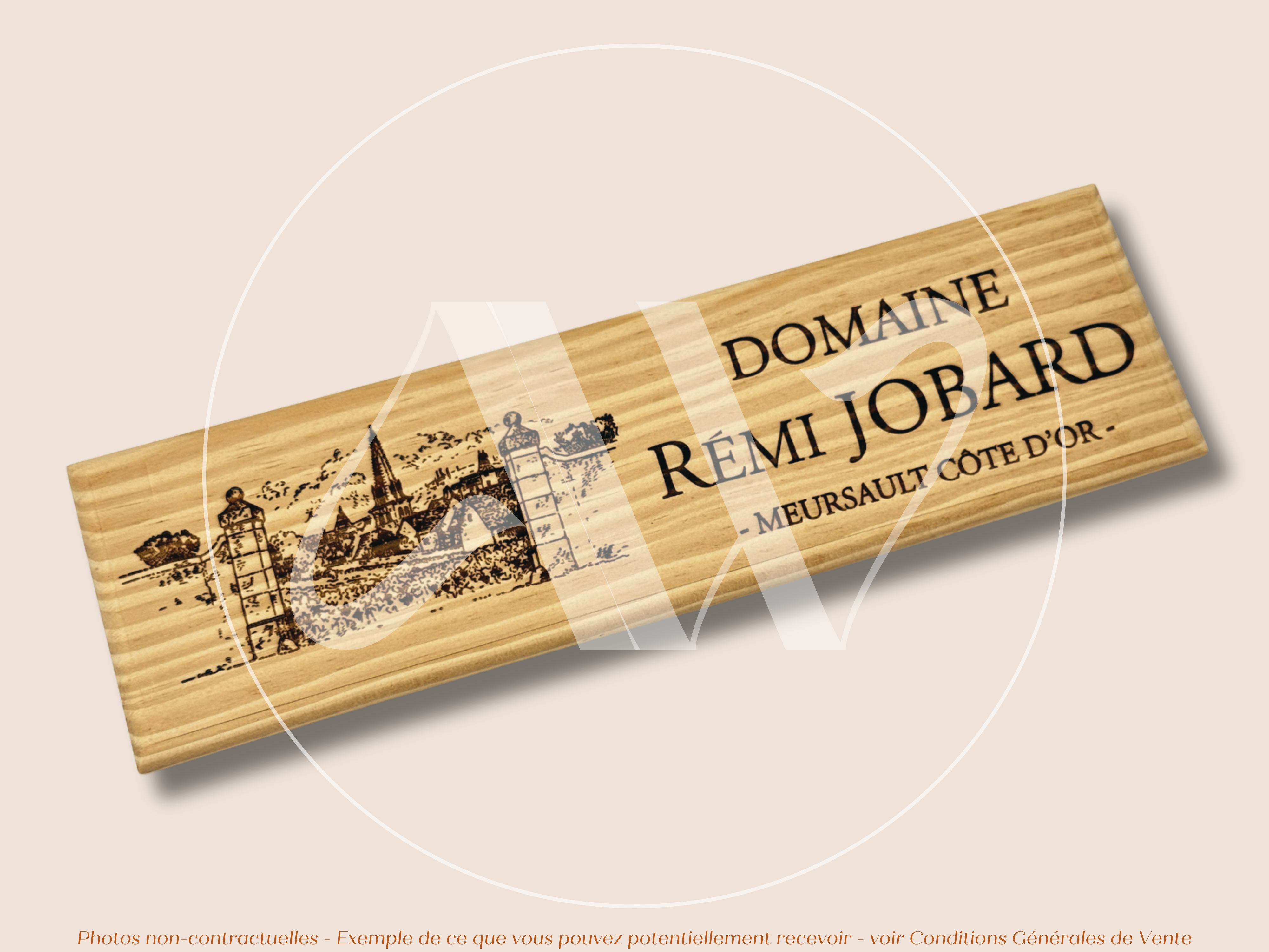 Domaine Rémi Jobard — Meursault — Côte de Beaune — Bourgogne — France — Sans millésime — 30 × 9 cm — Façade plaque caisse de vin en bois