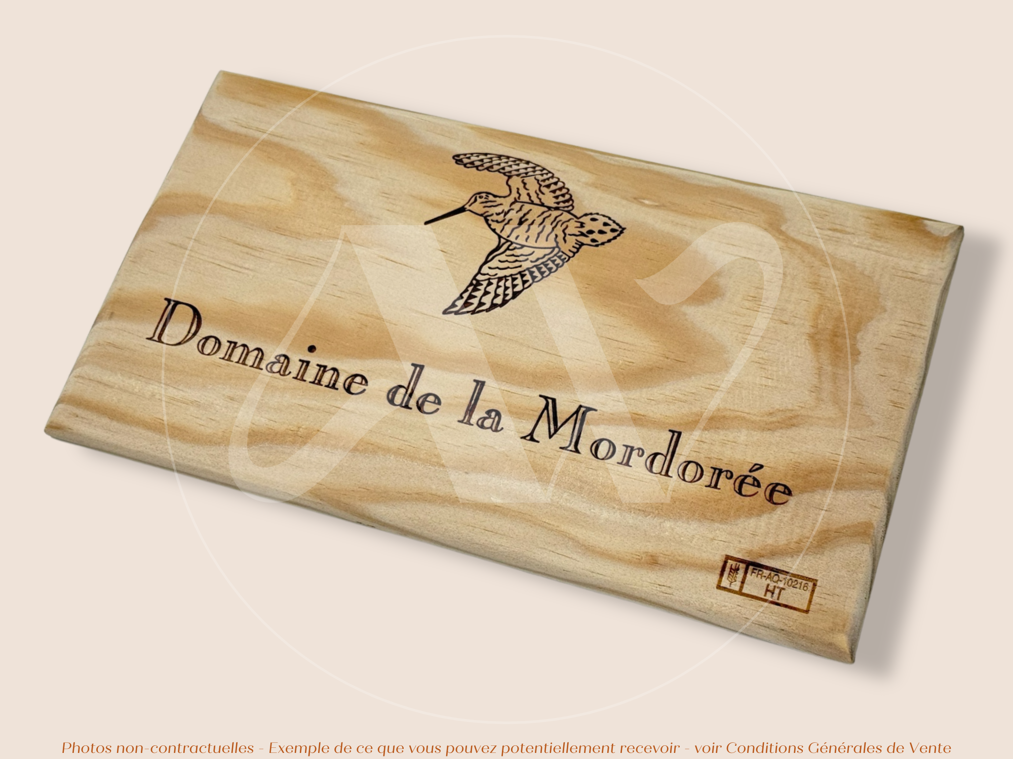 Estampe / Façade d'une caisse de vin en bois du Domaine de la Mordorée - Vallée du Rhône | Format 6 bouteilles = 30x17 cm