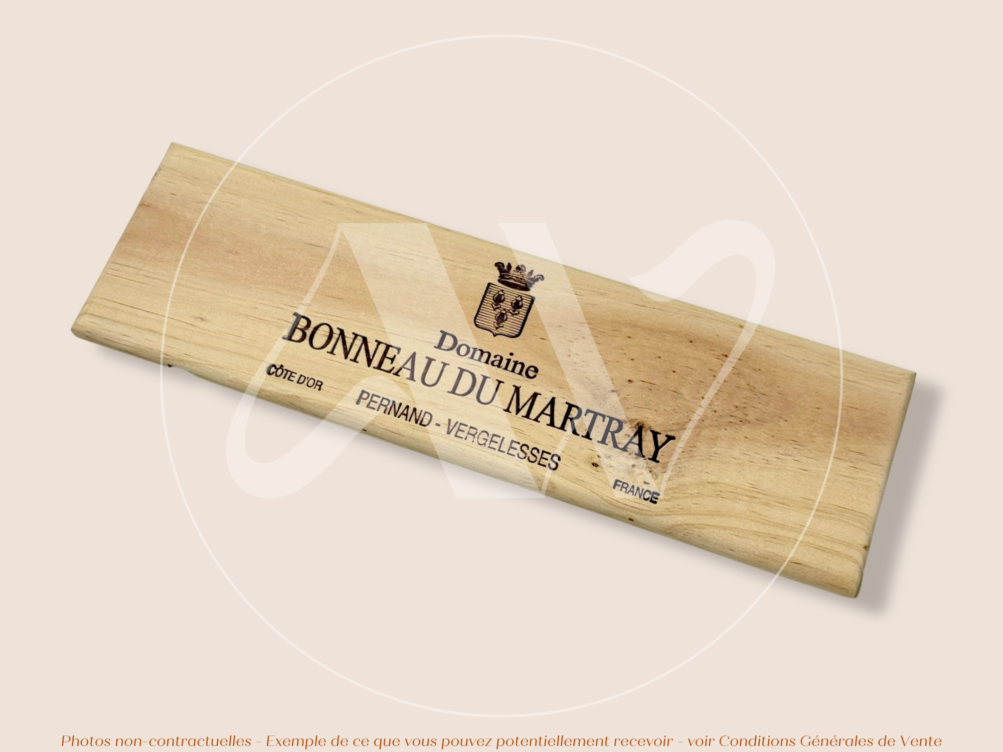 Estampe / Façade d'une caisse de vin en bois du Domaine Bonneau du Martray - Bourgogne | Format 6 bouteilles = 30x9 cm