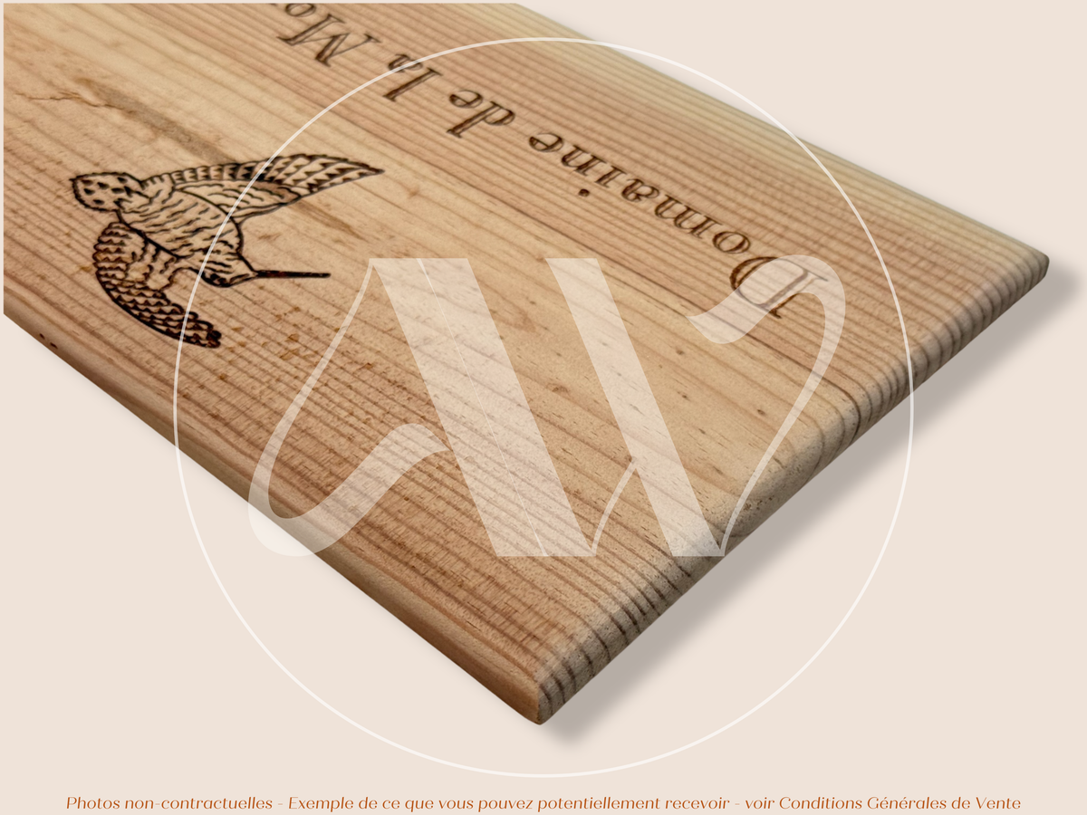 Estampe / Façade d'une caisse de vin en bois du Domaine de la Mordorée - Vallée du Rhône | Format 6 bouteilles = 30x17 cm