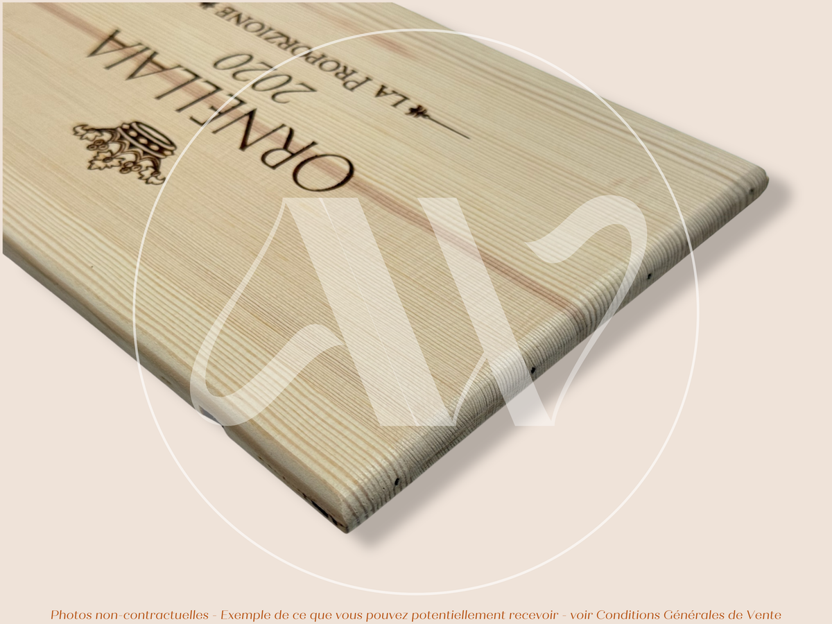 Estampe / Façade d'une caisse de vin en bois du Domaine Ornellaia - Toscane - Italie | Format 6 bouteilles = 30x17 cm PM