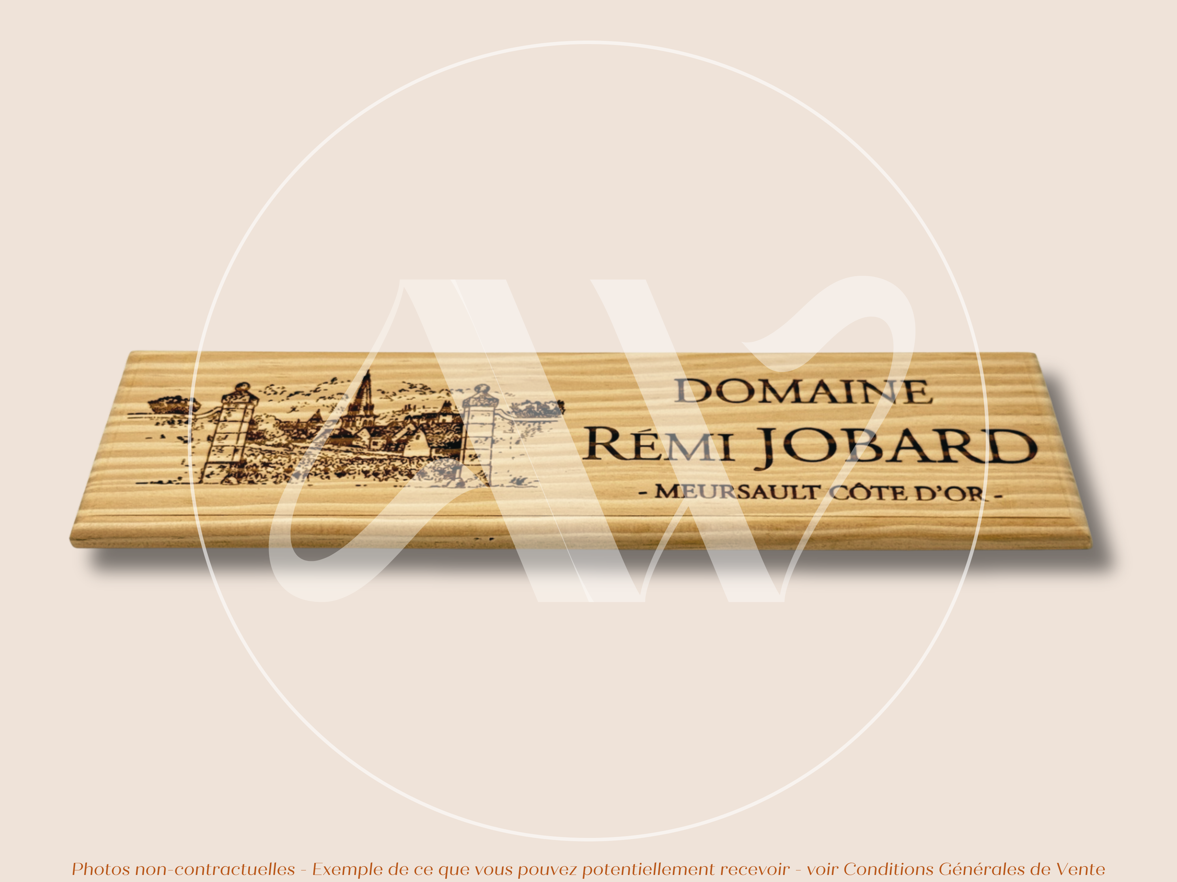 Domaine Rémi Jobard — Meursault — Côte de Beaune — Bourgogne — France — Sans millésime — 30 × 9 cm — Façade plaque caisse de vin en bois