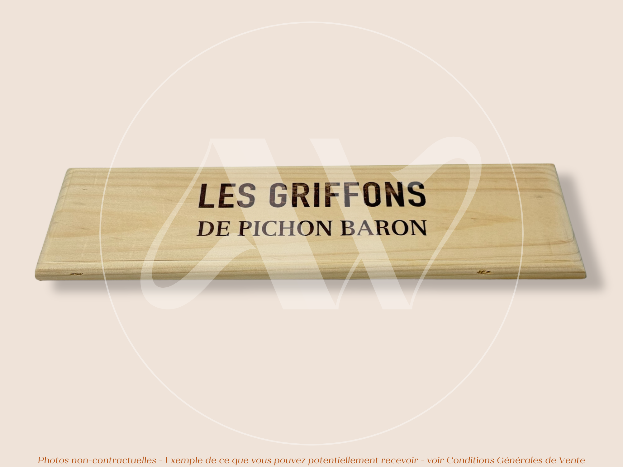 Estampe / Façade d'une caisse de vin en bois Les Griffons du Chateau Pichon Baron - 2020 - Bordeaux | Format 6 bouteilles = 30x9 cm