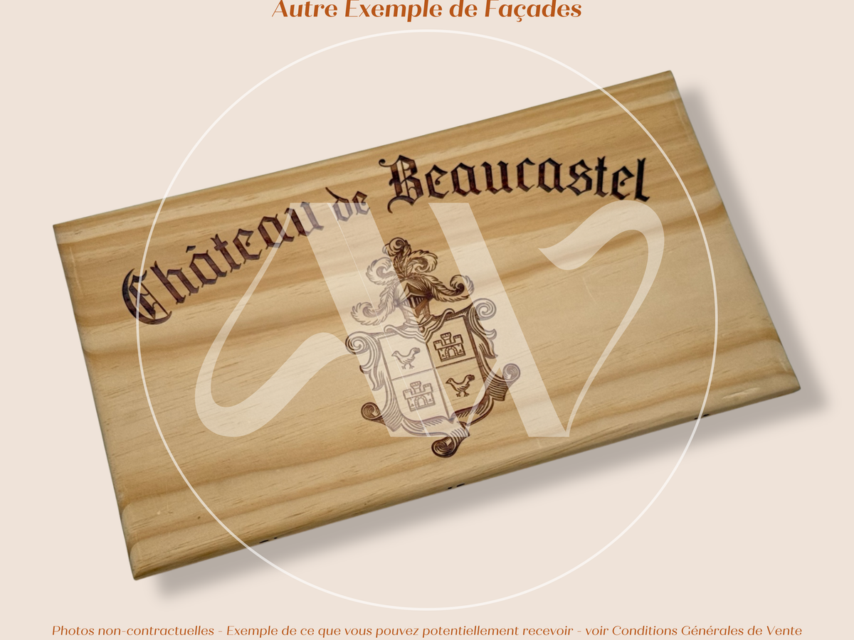 Estampe / Façade d'une caisse de vin en bois du Chateau de Beaucastel - Vallée du Rhone | Format 6 bouteilles = 30x17 cm